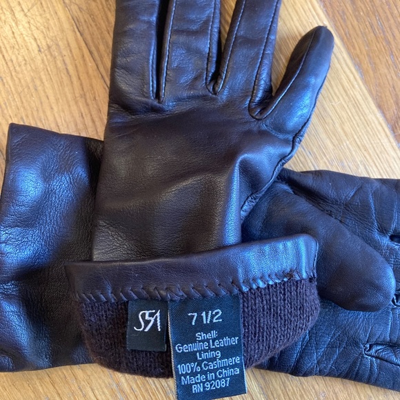Leather and cashmere lined brown gloves - Picture 4 of 4